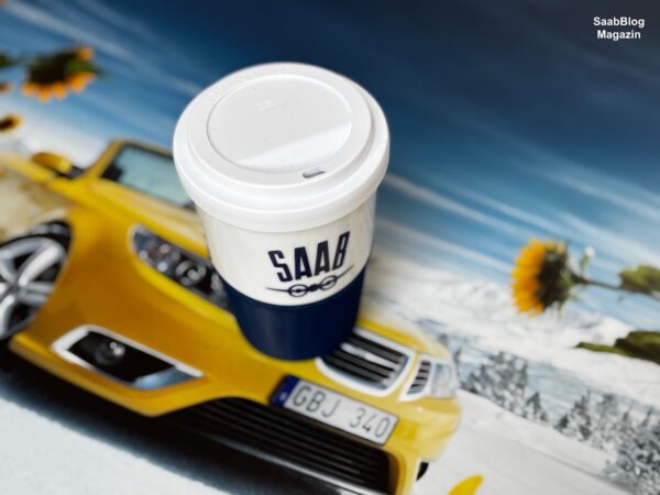 Saab Coffee to go Tasse
