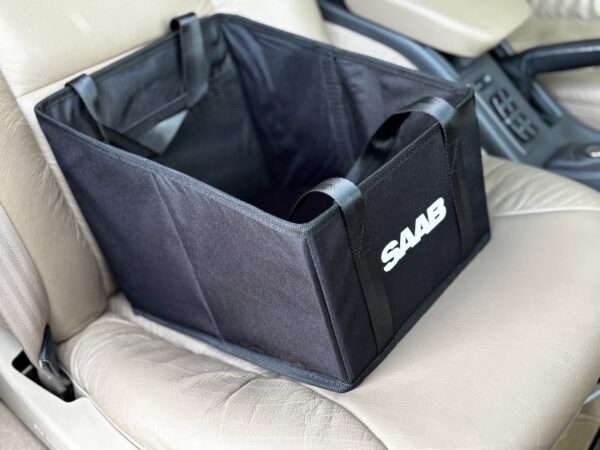 Saab Traveller im Auto